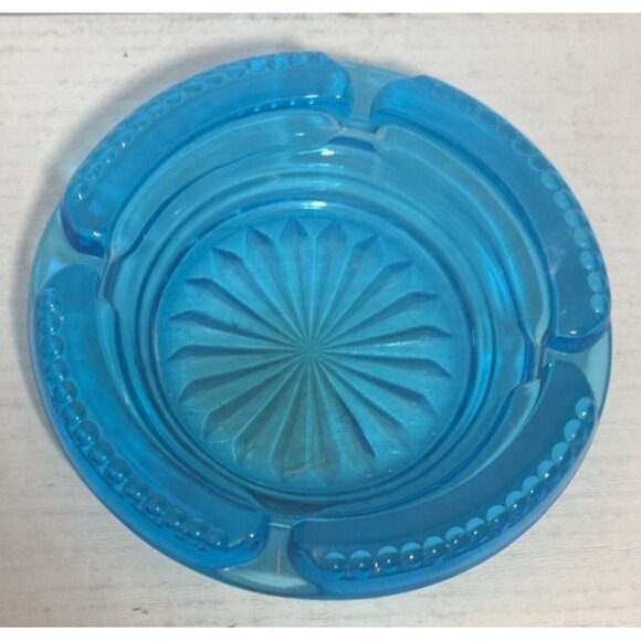 Glass Ashtray Blue Textured Sunburst Design 4.5" Mid-Century Modern Vintage - Picture 3 of 7